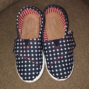 Toddler Toms shoes size 10T